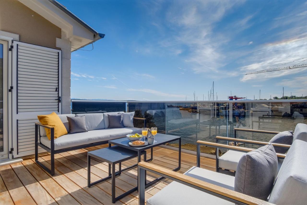 Lucica 360 Sea View Suite Нерезине Экстерьер фото