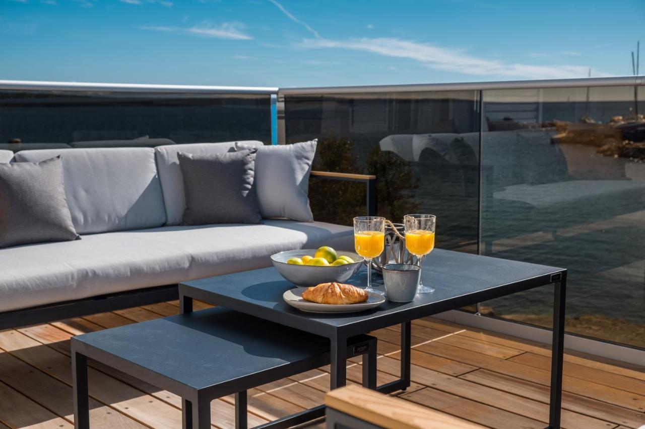 Lucica 360 Sea View Suite Нерезине Экстерьер фото